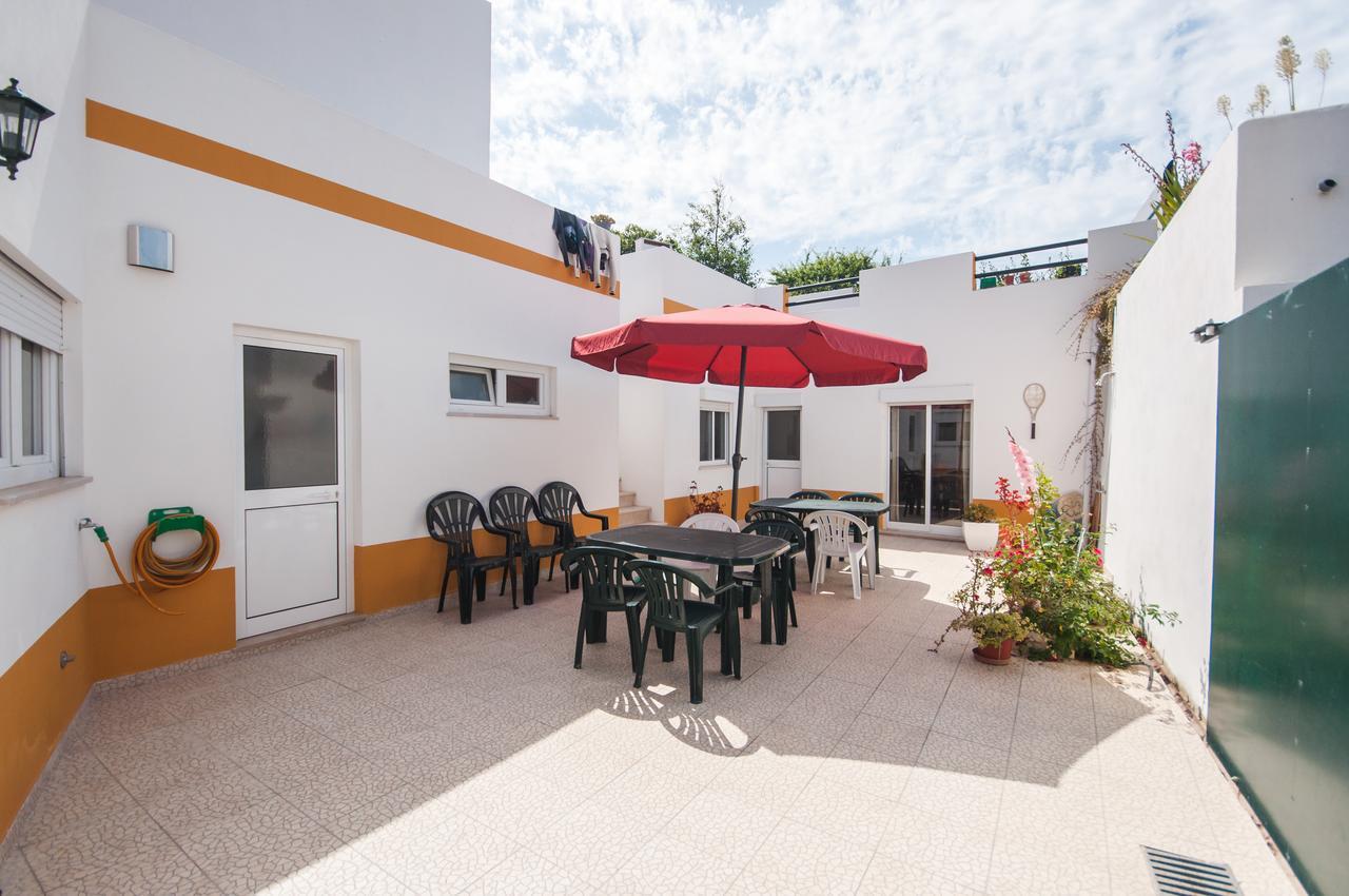 Rivers Nation Surf Camp Bed and Breakfast Atouguia Da Baleia Εξωτερικό φωτογραφία