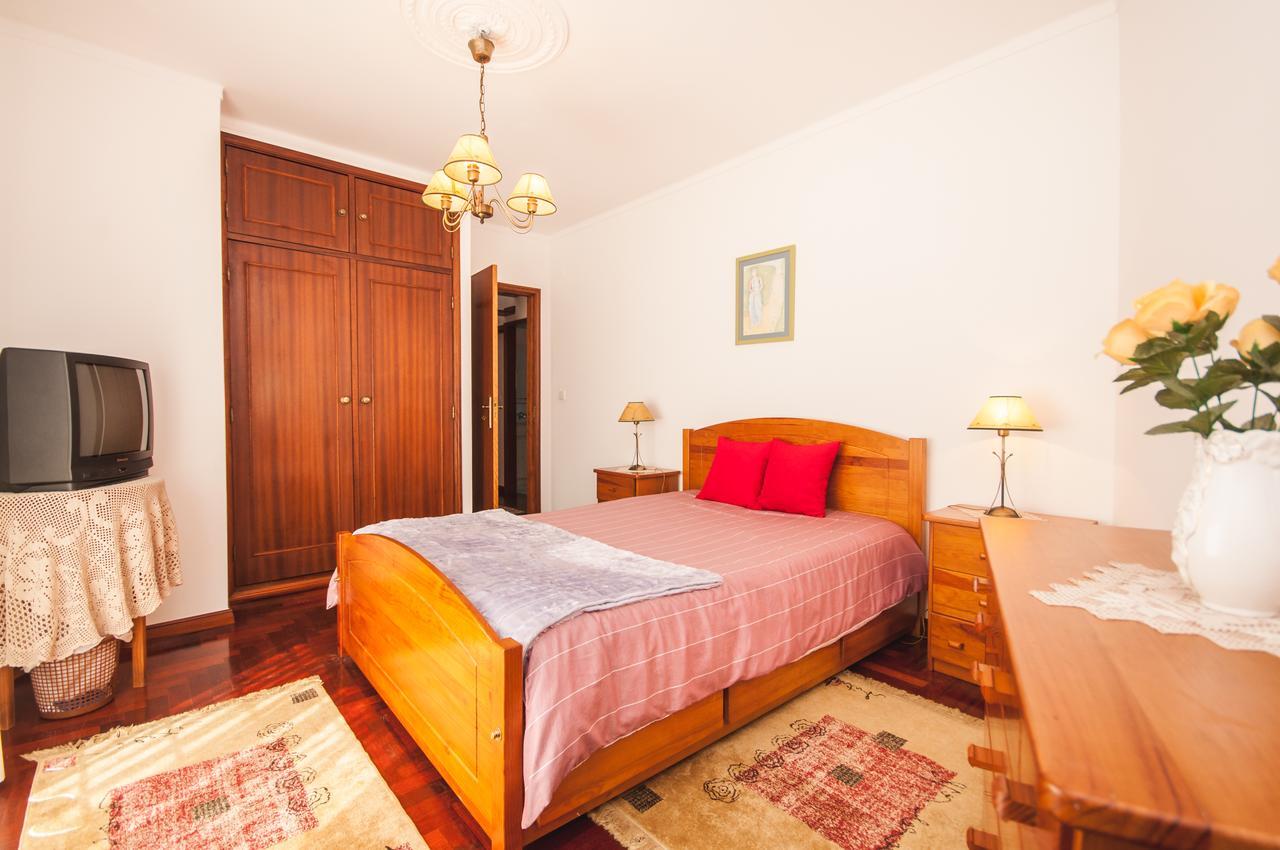 Rivers Nation Surf Camp Bed and Breakfast Atouguia Da Baleia Εξωτερικό φωτογραφία