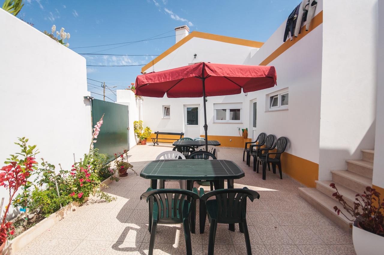 Rivers Nation Surf Camp Bed and Breakfast Atouguia Da Baleia Εξωτερικό φωτογραφία
